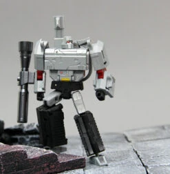 [Pre-Order] DX9 Toys X13D Mightron Megatron Damaged Version -Toy Machine Store 045ffd6ffe