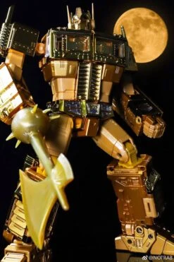 Takara MP10G MP-10G Masterpiece Optimus Prime Gold Lagoon Edition -Toy Machine Store 239dd087f7