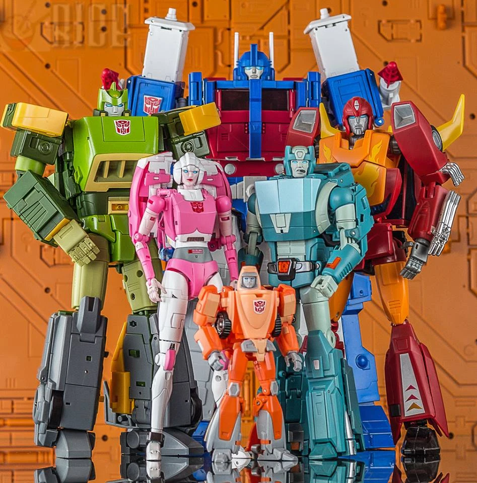 Fanstoys FT-24 Rouge Arcee 13 Fanstoys FT-24 Rouge Arcee - Image 11