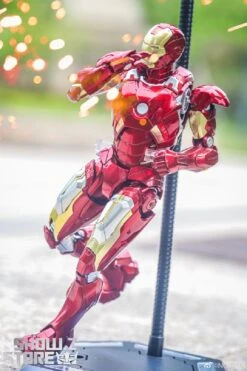 Eastern Model 1/9 Iron Man Mark 7 Model Kit -Toy Machine Store 543b7e414c
