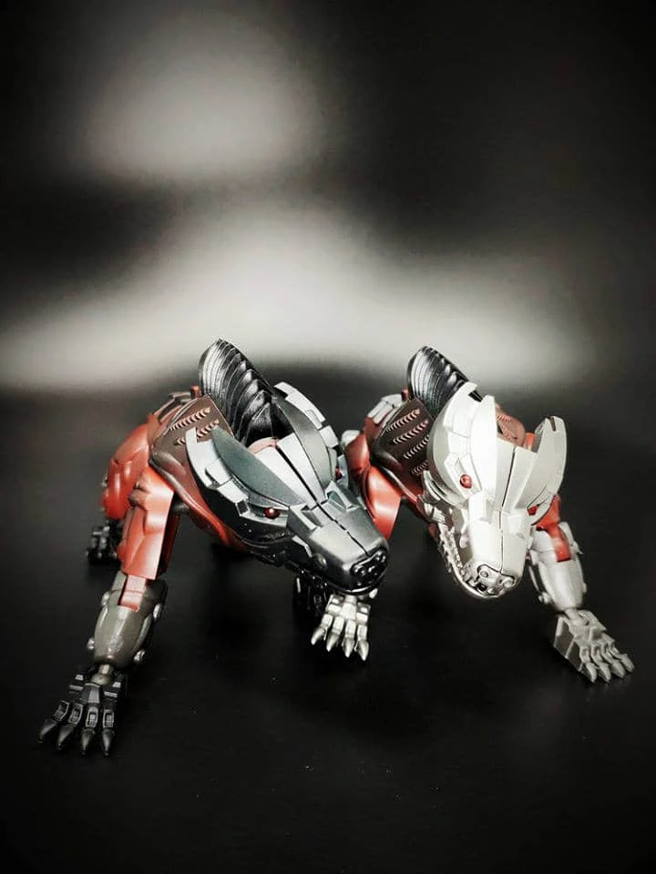 Unique Toys UT Steeljaw For Perukill AOE Lockdown Set Of 2 4 Unique Toys UT Steeljaw For Perukill AOE Lockdown Set Of 2 - Image 2