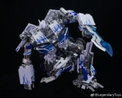 LegendaryToys LT02-W Optimus Prime MPM-04 White Version -Toy Machine Store 6fbf4daa7a