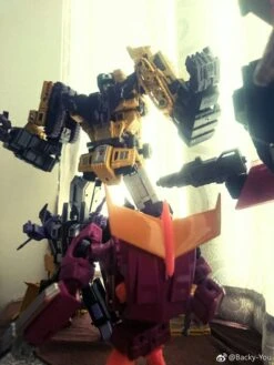 Toyworld TW-C07Y Constructor Devastator -Toy Machine Store 85b8a3eda9