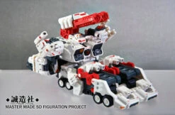 Master Made SDT-01 SDT01 Titan Mobile City Metroplex -Toy Machine Store 8c72a4dfb5