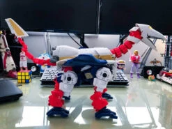 Mastermind Creations R-36 Inventa Sky Lynx -Toy Machine Store a66b0a6ddd