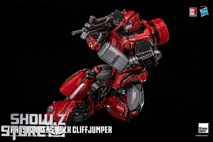 ThreeZero Studio Transformers MDLX Cliffjumper 6 ThreeZero Studio Transformers MDLX Cliffjumper - Image 4