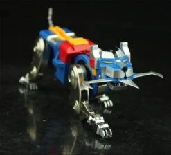 Fantasy Jewel FJ-BSW03 Blue Lion Voltron Defender Of The Universe 14 Fantasy Jewel FJ-BSW03 Blue Lion Voltron Defender Of The Universe -Toy Machine Store bebd2db80b
