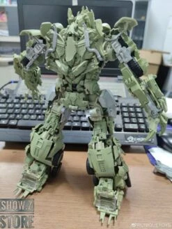 Unique Toys R-05 Desperado Megatron Original Version -Toy Machine Store e35bf2618a