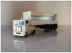 DX9 Toys X34W Ranton Ultra Magnus -Toy Machine Store e8f233b64f