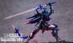 Strange Work 1/20 Frosty Cat Model Kit Clear Version -Toy Machine Store fe253adf3a